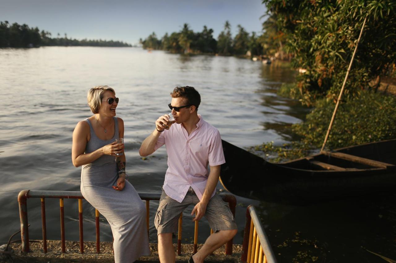 Hotel Spice Coast Cruises - Houseboat, A Cgh Earth Experience Alappuzha Esterno foto
