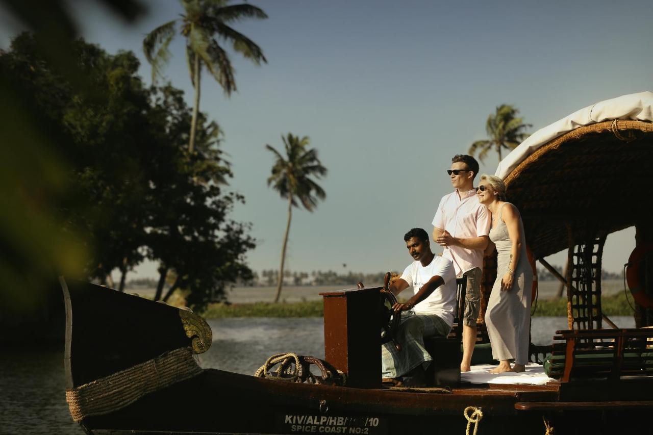 Hotel Spice Coast Cruises - Houseboat, A Cgh Earth Experience Alappuzha Esterno foto