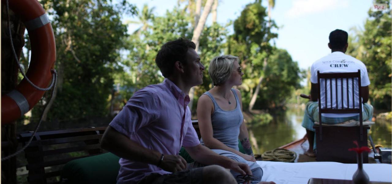 Hotel Spice Coast Cruises - Houseboat, A Cgh Earth Experience Alappuzha Esterno foto